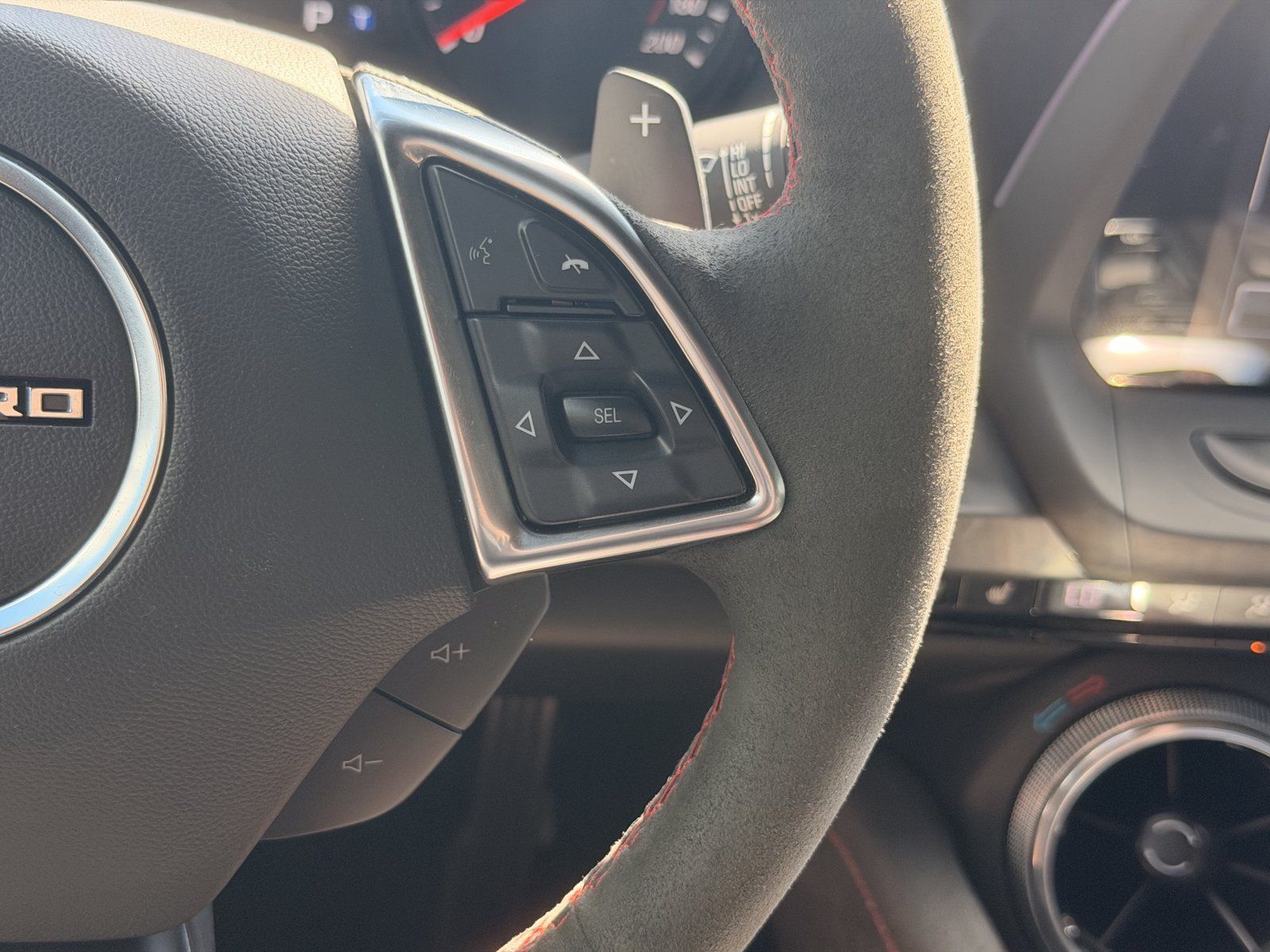Used 2017 Chevrolet Camaro ZL1 RWD image 20