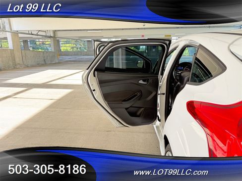 Used 2013 Ford Focus ST FWD image 39