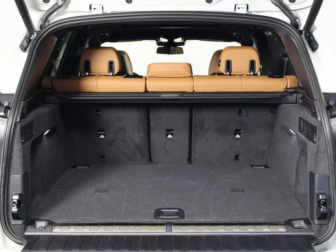 New 2026 BMW X5 xDrive50e w/ Executive Package image 8