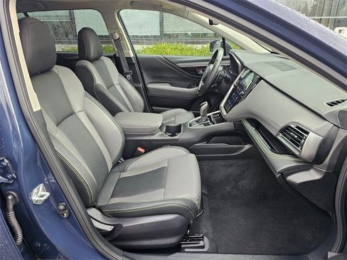 Certified 2025 Subaru Outback Onyx Edition image 11