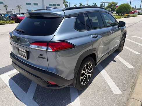 Used 2024 Toyota Corolla Cross AWD Hybrid image 5