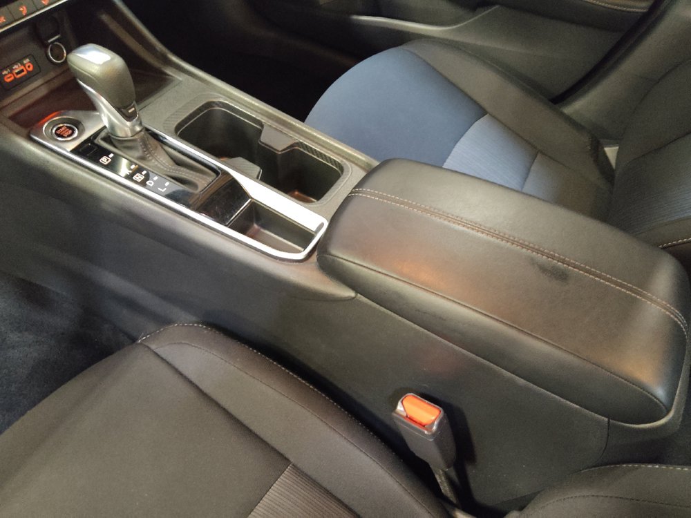 Used 2024 Nissan Sentra SV FWD image 26