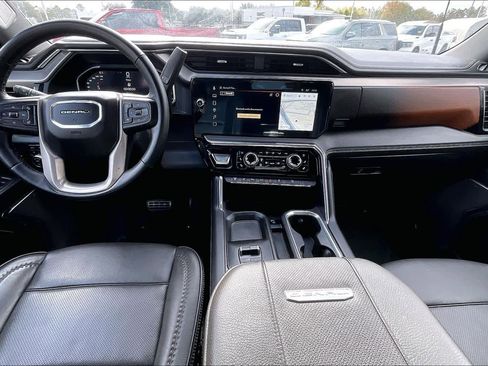 Certified 2024 GMC Sierra 3500 Denali w/ Denali Reserve Package image 15