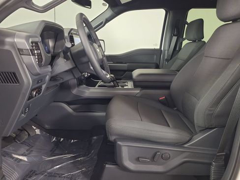 New 2026 Ford F150 XLT w/ Equipment Group 302A MID AWD/4WD image 19