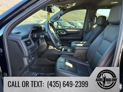 Used 2023 Chevrolet Suburban RST w/ Sport Performance Package AWD/4WD image 13