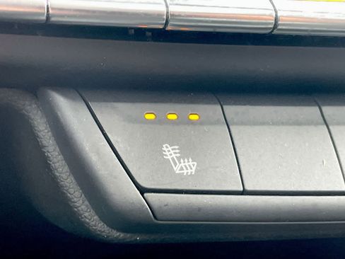 Certified 2022 Cadillac XT4 Premium Luxury w/ Technology Package image 23