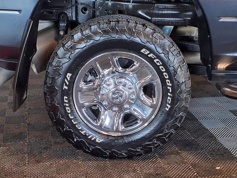 Used 2022 RAM 2500 Tradesman AWD/4WD image 9