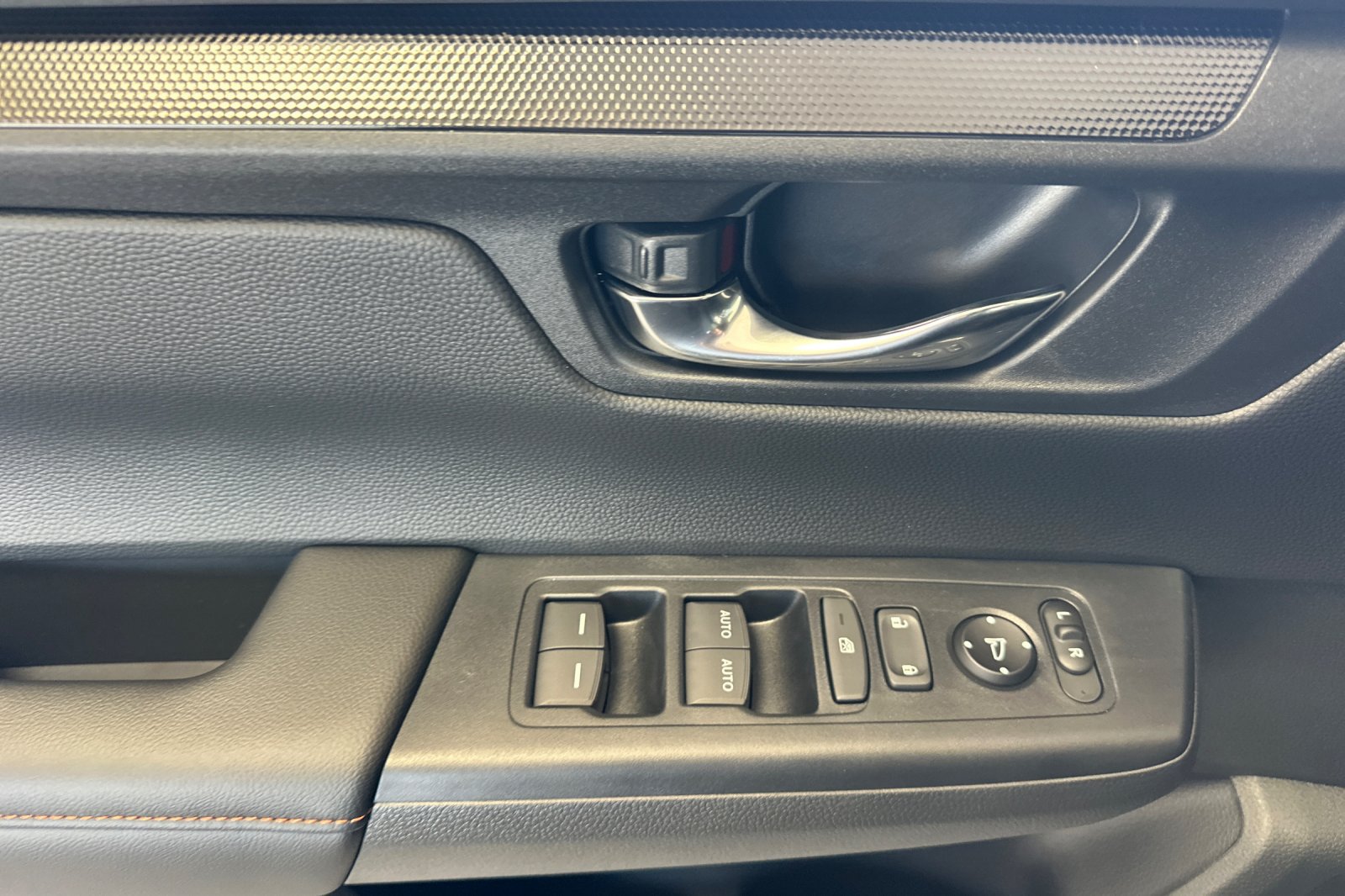Certified 2026 Honda CR-V Sport image 10