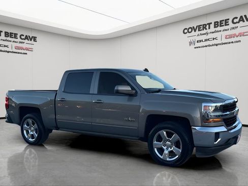 Used 2017 Chevrolet Silverado 1500 LT w/ Texas Edition image 10