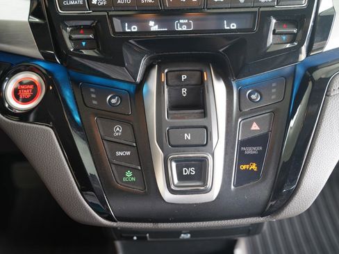Used 2021 Honda Odyssey Touring image 21
