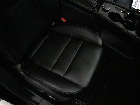 Used 2023 Nissan Rogue SL w/ SL Premium Package image 17