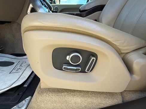 Used 2017 Land Rover Range Rover Supercharged image 19