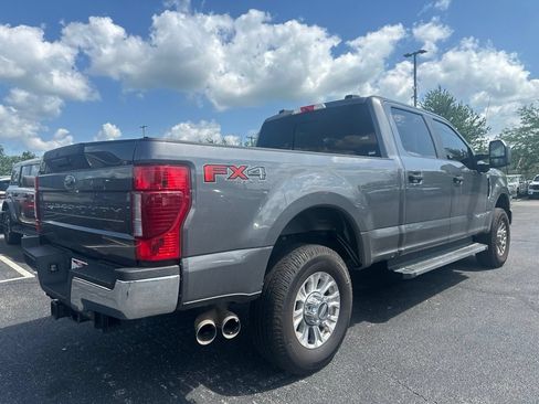 Used 2021 Ford F250 XL w/ STX Appearance Package AWD/4WD image 3