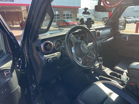 Used 2022 Jeep Gladiator Mojave w/ Trailer Tow Package image 10