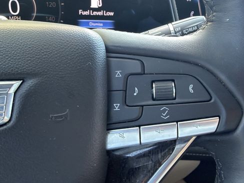 Certified 2023 Cadillac Escalade Premium Luxury AWD/4WD image 30