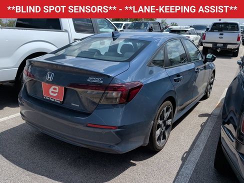 Used 2025 Honda Civic Sport image 7