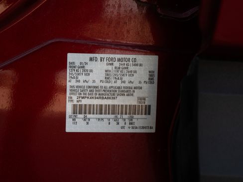 Used 2024 Ford Edge Titanium image 48