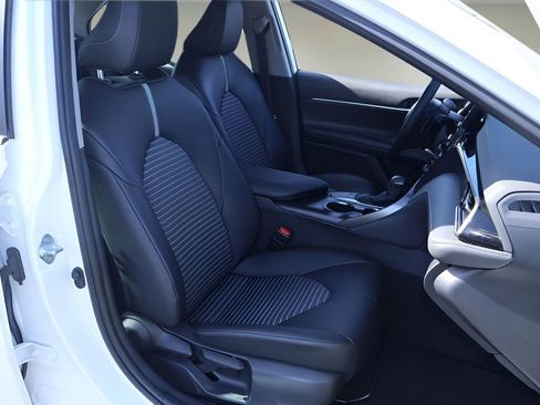 Certified 2023 Toyota Camry SE image 16