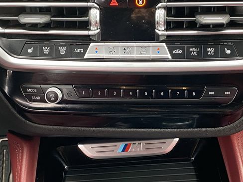 Used 2023 BMW X4 M40i w/ Premium Package image 23