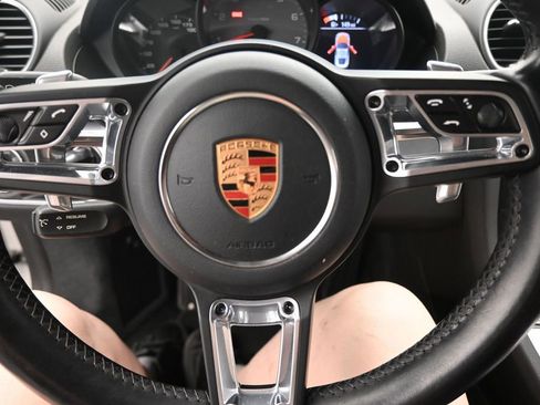 Used 2018 Porsche 718 Cayman S RWD image 26