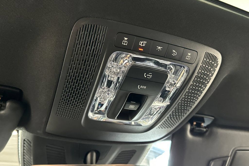 Certified 2022 Mercedes-Benz GLB 250 4MATIC image 38