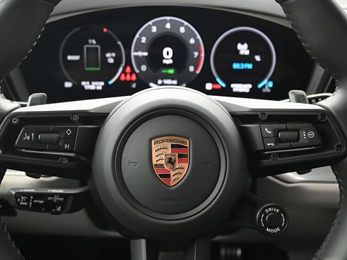 Certified 2025 Porsche Cayenne S AWD/4WD image 22