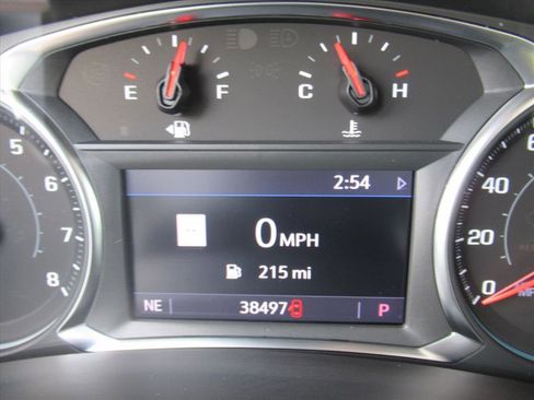 Used 2023 Chevrolet Equinox Premier image 25