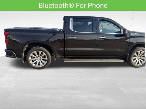 Used 2019 Chevrolet Silverado 1500 High Country w/ Technology Package AWD/4WD image 15