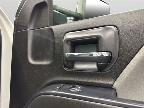 Used 2019 Chevrolet Silverado 2500 W/T w/ Snow Plow Prep Package image 31