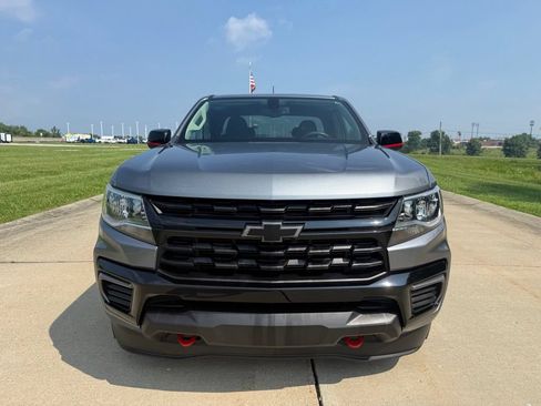 Used 2022 Chevrolet Colorado LT w/ Redline Special Edition AWD/4WD image 12