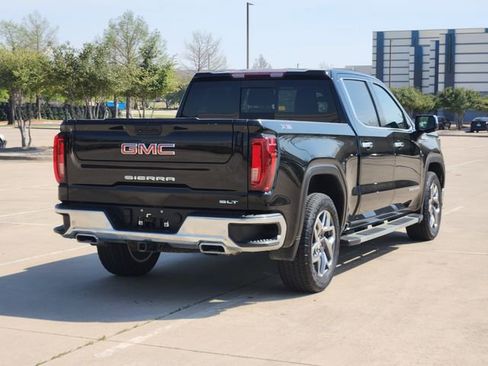 Used 2022 GMC Sierra 1500 SLT image 5