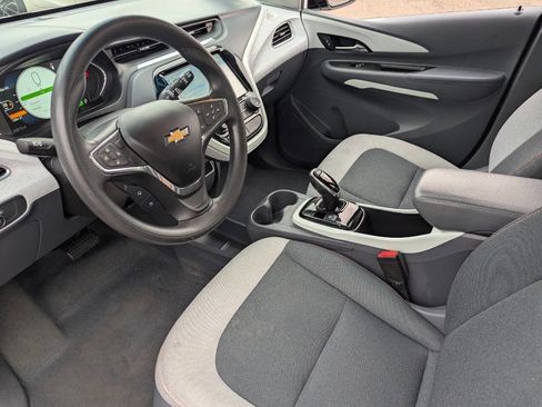 Used 2021 Chevrolet Bolt LT image 24