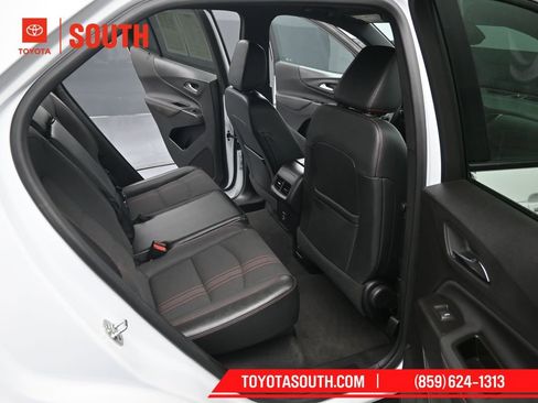 Used 2024 Chevrolet Equinox RS image 33