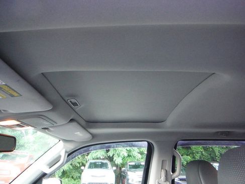 Used 2014 Honda Ridgeline SE image 19