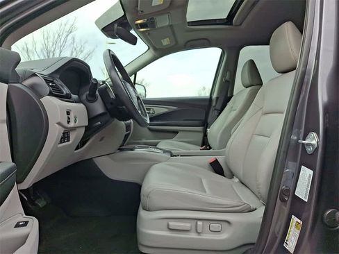 Used 2023 Honda Ridgeline RTL-E image 11