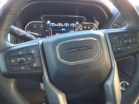 Used 2023 GMC Sierra 2500 Denali image 26