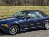 Used 1999 BMW 323i Convertible image 3