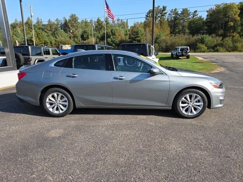 Used 2024 Chevrolet Malibu LT image 12