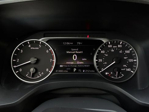 Used 2025 Nissan Rogue SV AWD/4WD image 37