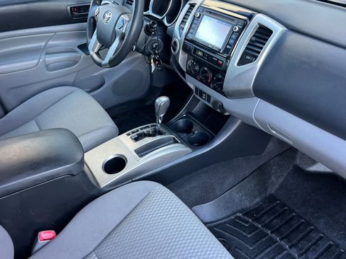 Used 2014 Toyota Tacoma 4x4 Double Cab image 15