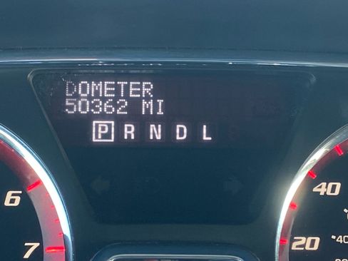 Used 2015 GMC Acadia SLE image 11