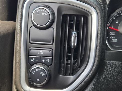 Used 2021 Chevrolet Silverado 1500 LT RWD image 22