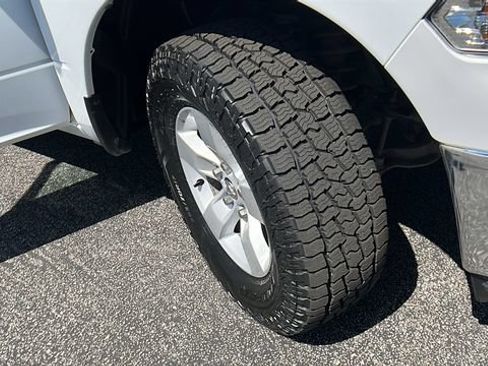 Used 2023 RAM 1500 Classic SLT w/ Electronics Group AWD/4WD image 11