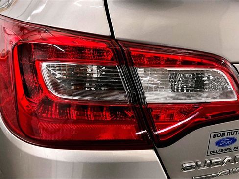 Used 2018 Subaru Legacy 2.5i Premium image 28