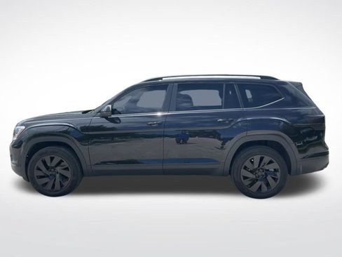 Used 2024 Volkswagen Atlas SE FWD image 8