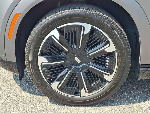 Certified 2026 Cadillac Escalade IQ Sport 2 AWD/4WD image 6