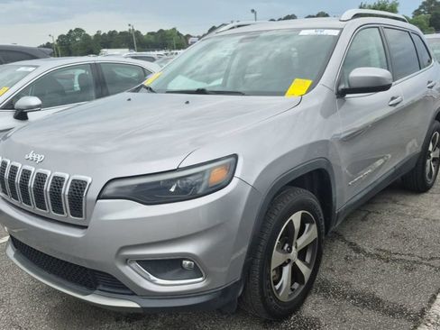Used 2020 Jeep Cherokee Limited AWD/4WD image 2