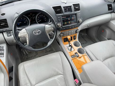 Used 2009 Toyota Highlander Limited AWD/4WD image 9