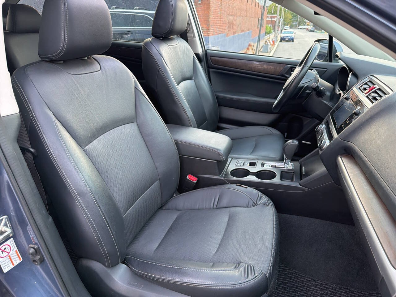 Used 2017 Subaru Outback 2.5i Limited AWD/4WD image 27