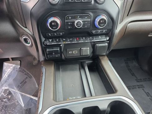 Used 2021 GMC Sierra 3500 Denali image 23